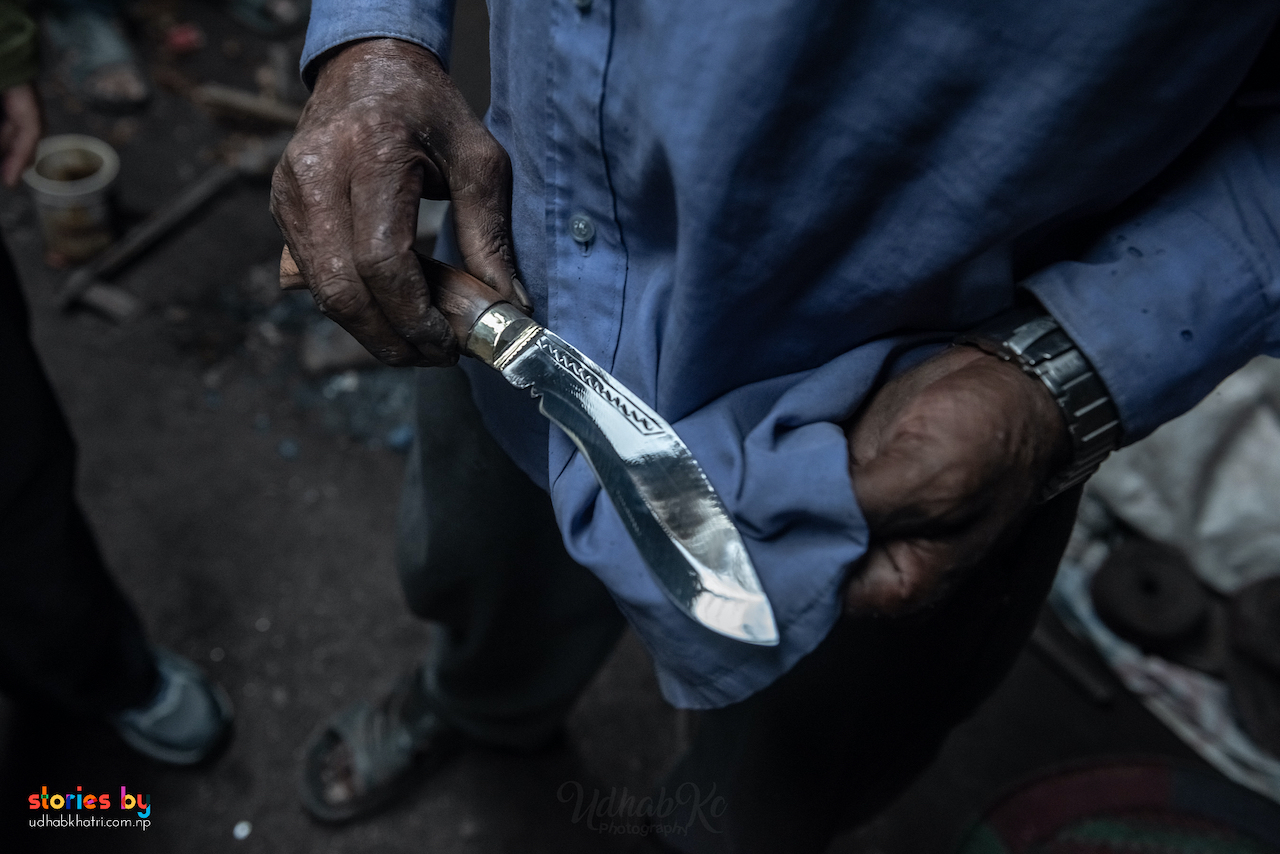Khukuri terminado
