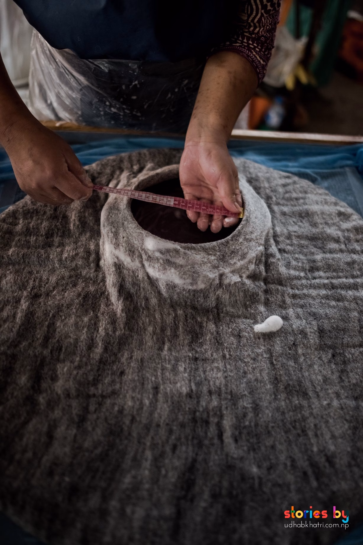 Making of a Felt Cat Cave